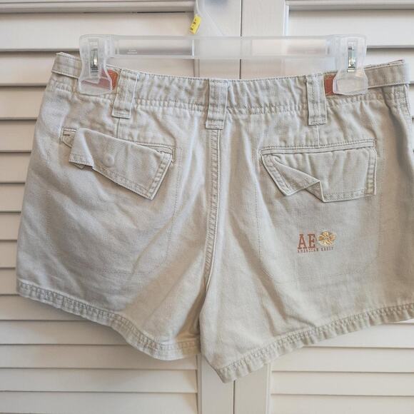 American Eagle Khaki Cargo Shorts - Picture 2 of 3